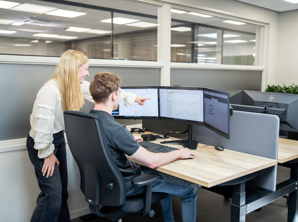 Full-Stack Developer (Lavarel)